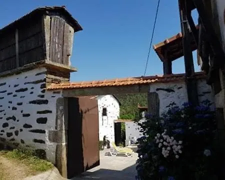 A Cancela House Arouca Paiva Walkways *